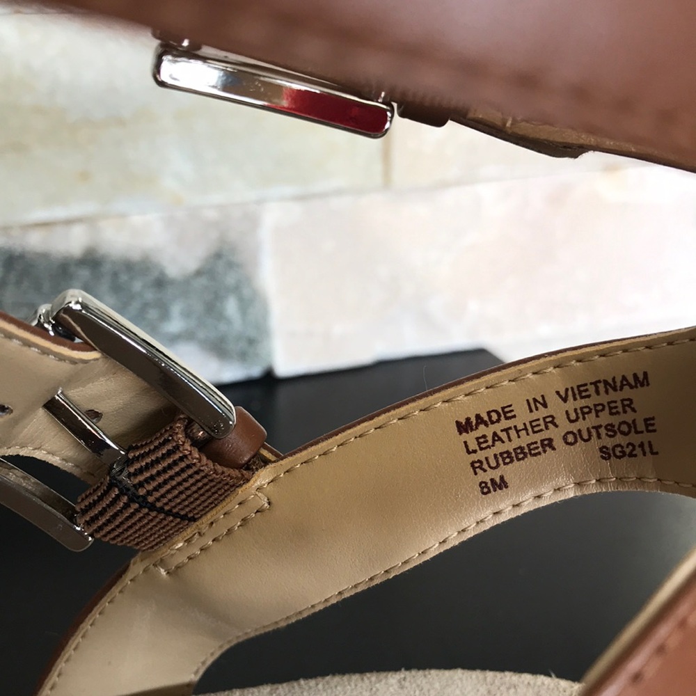 MICHAEL Michael Kors Wren Studded Leather Sandal - Picture 4 of 7